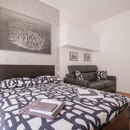 Galleria Del Toro Apartments Bolonia Zewnętrze zdjęcie