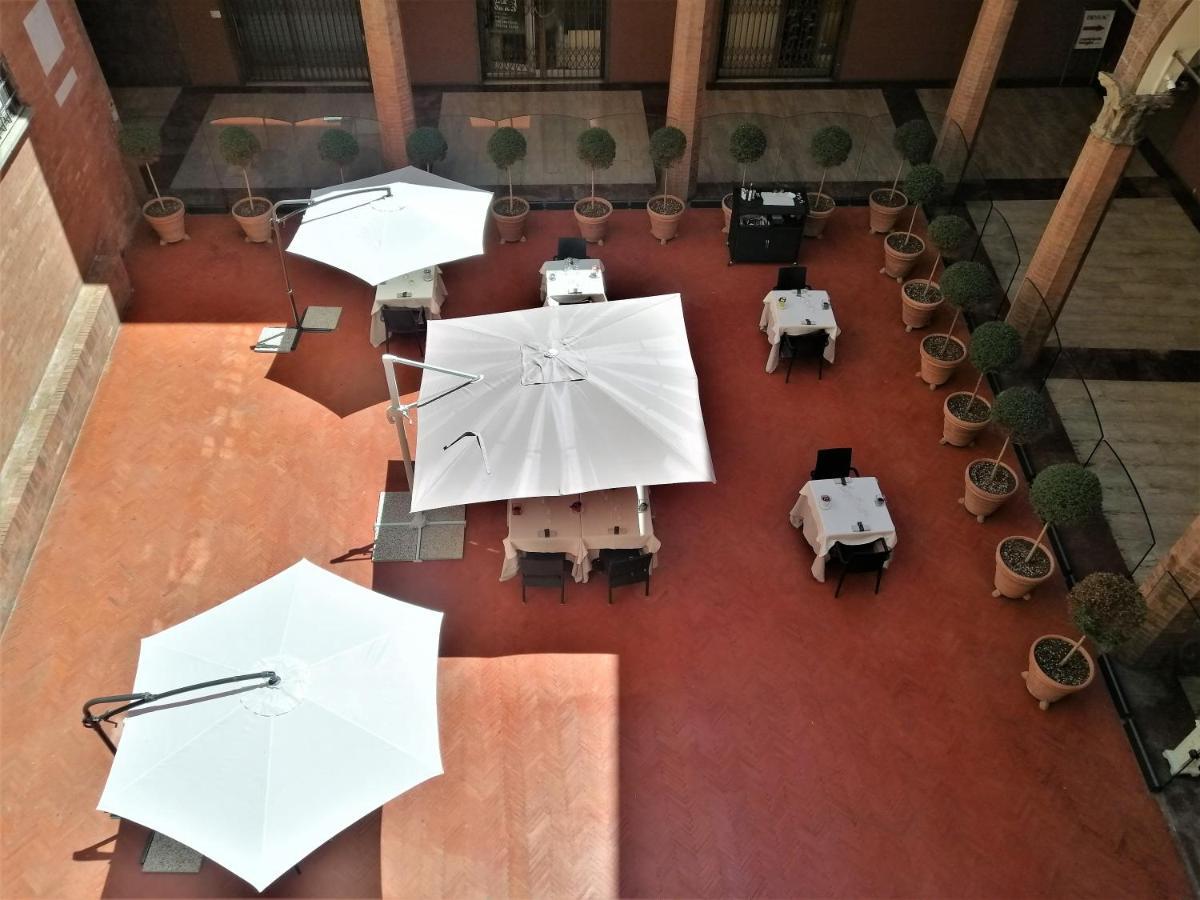 Galleria Del Toro Apartments Bolonia Zewnętrze zdjęcie