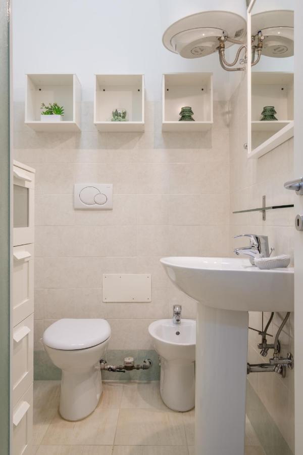 Galleria Del Toro Apartments Bolonia Zewnętrze zdjęcie
